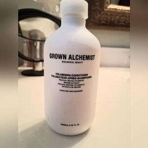 Grown Alchemist Volumising Conditioner in White 6.76 Fl Oz.  New (OBO)